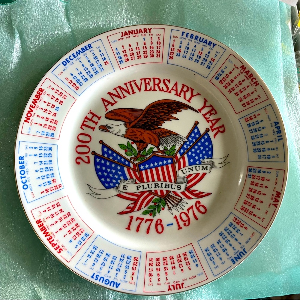 Collectable  Bicentennial plates